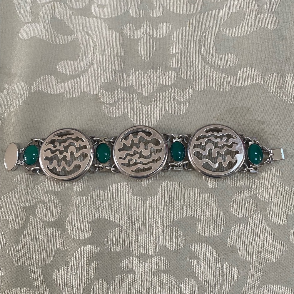 Vintage Sterling Silver Green Cabochon Bracelet